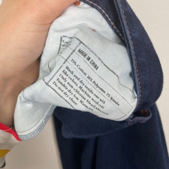 Banana Republic Woman's Sz 28 Dark Wash Low Rise Curvy Boot Jeans - Picture 8 of 9